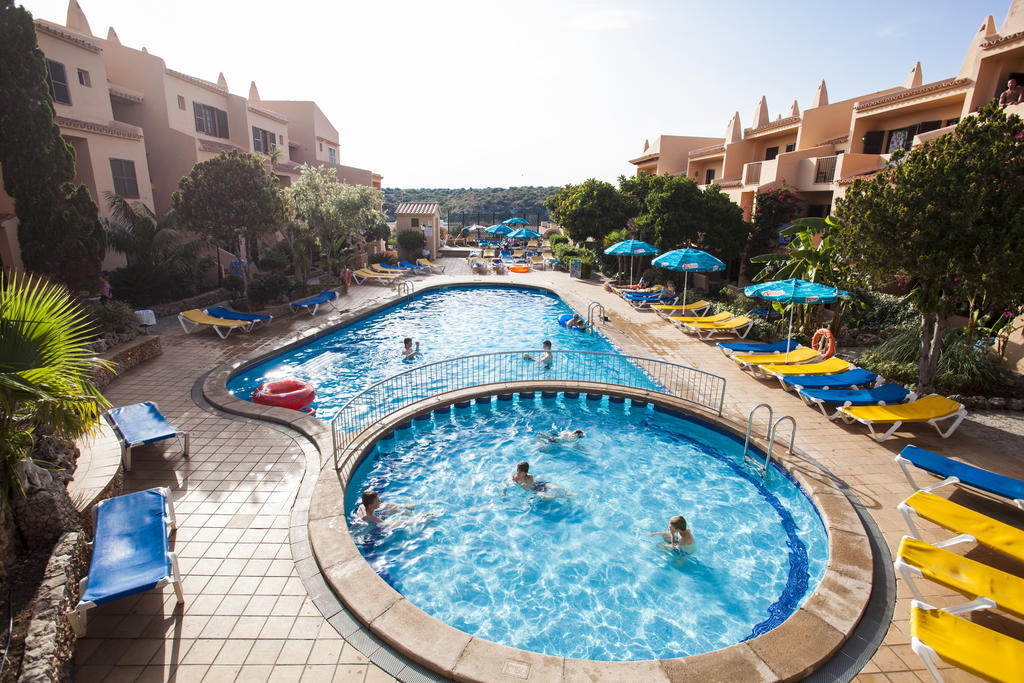 ホテル Bahia Park Cala En Porter  エクステリア 写真