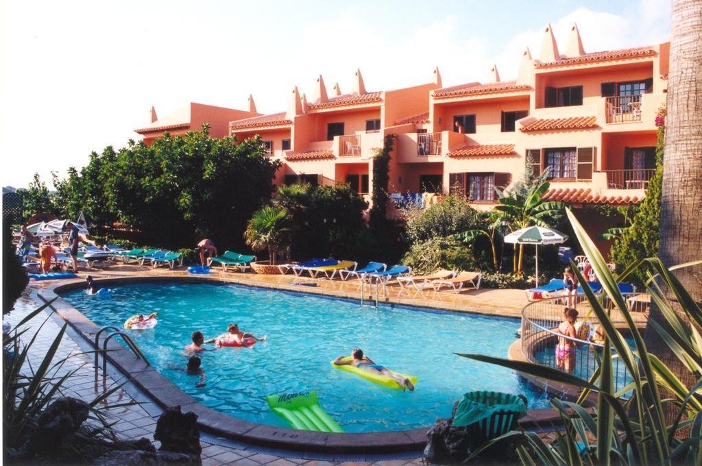 ホテル Bahia Park Cala En Porter  設備 写真